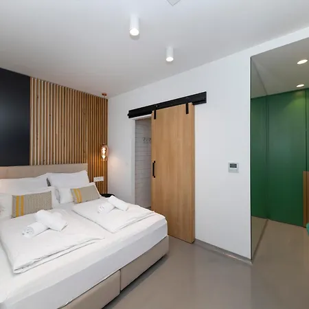 White By Belmont Realty Apartment Zadar