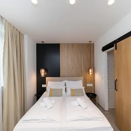 White By Belmont Realty Apartamento Zadar