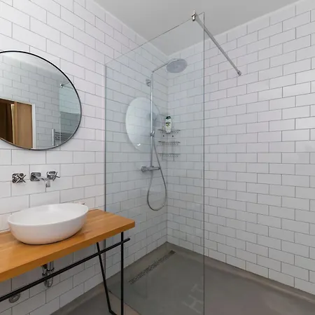 White By Belmont Realty Zadar